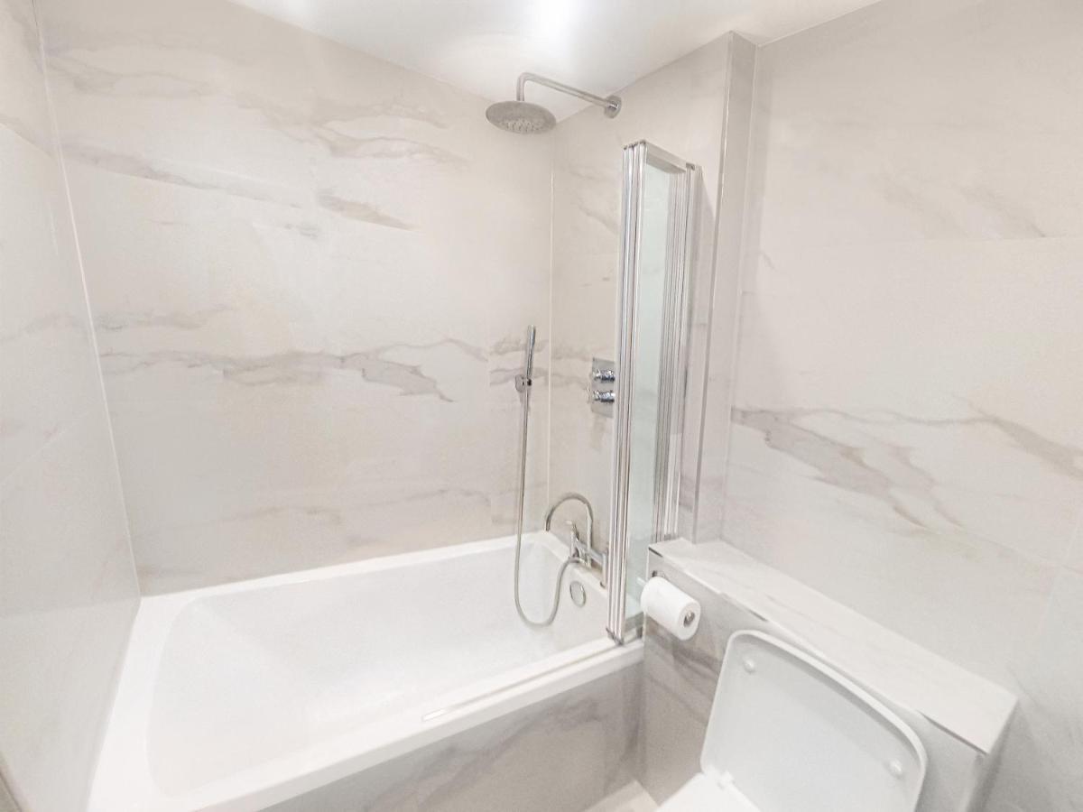 Chelsea Flat 10 Mins Harrods, Gym, Air Conditioning Londyn Zewnętrze zdjęcie